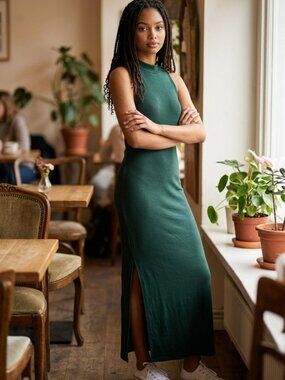 NWT Forever21 Dark Green Sleeveless Mockneck Maxi Dress Medium